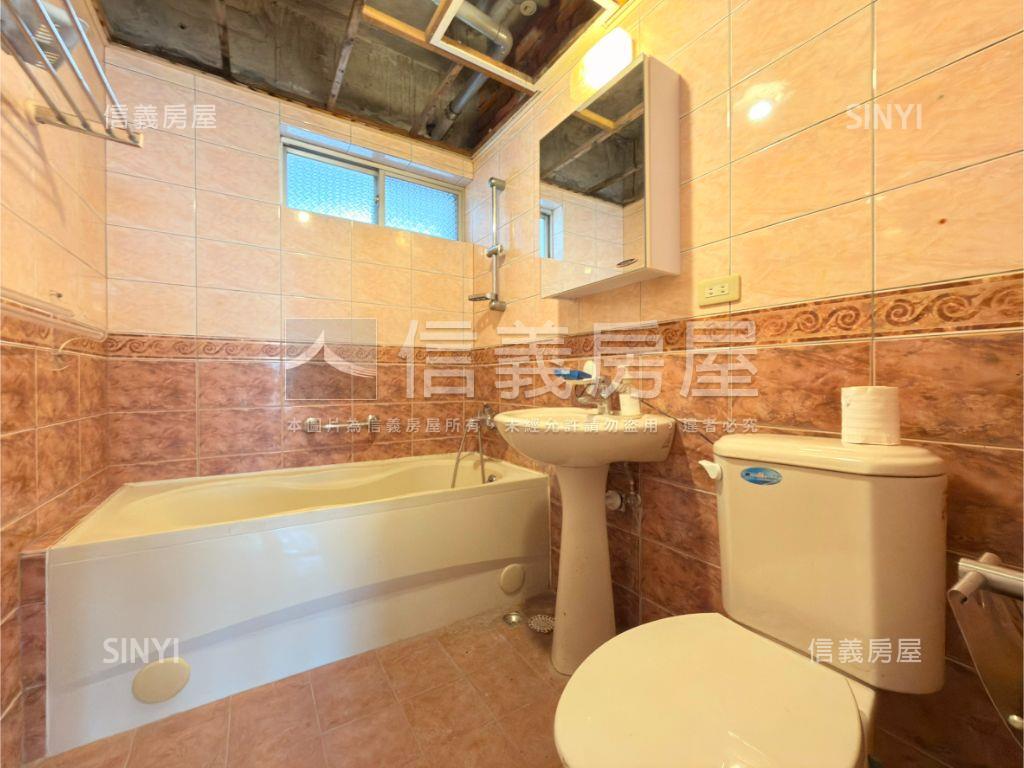 超稀有面校園太子哈佛房屋室內格局與周邊環境