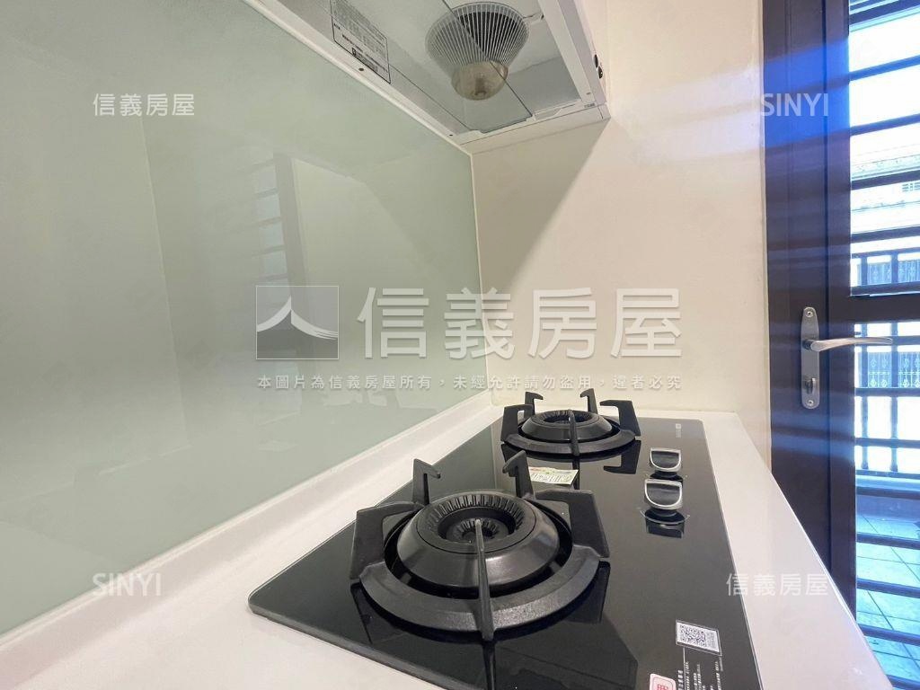 高工旁微笑１０１兩房平車房屋室內格局與周邊環境