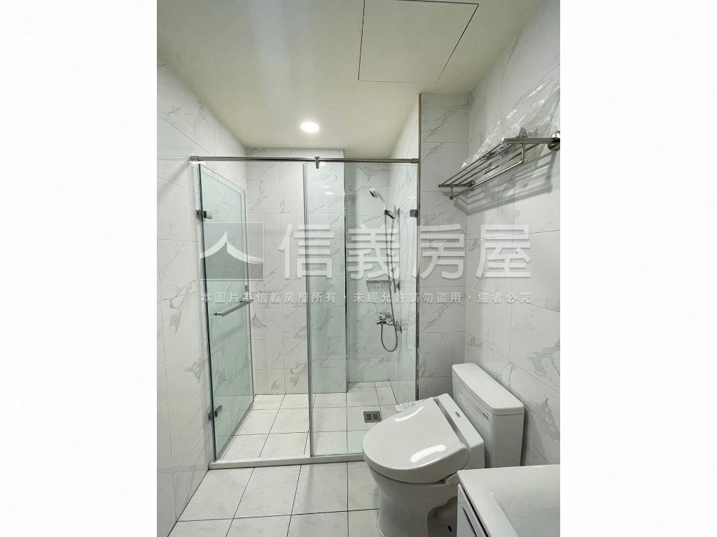 高工旁微笑１０１兩房平車房屋室內格局與周邊環境