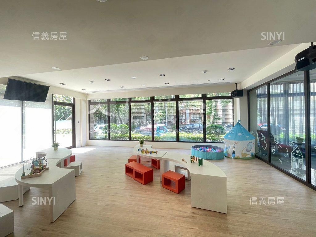 高工旁微笑１０１兩房平車房屋室內格局與周邊環境