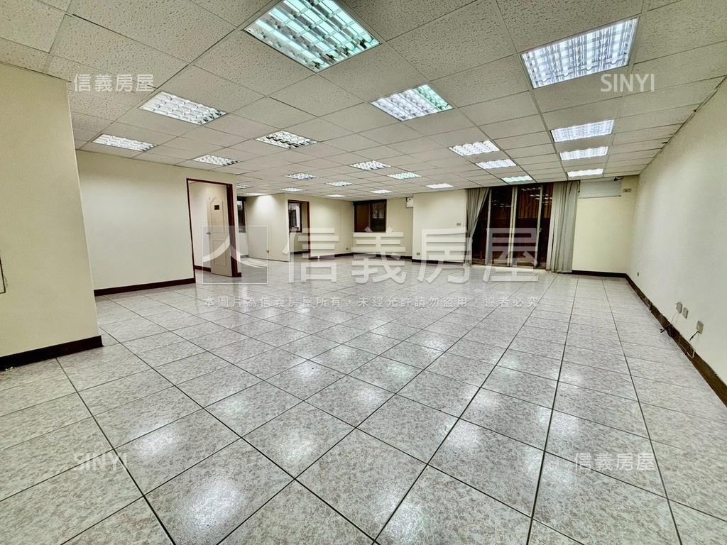 巨城旁邊住辦好案房屋室內格局與周邊環境