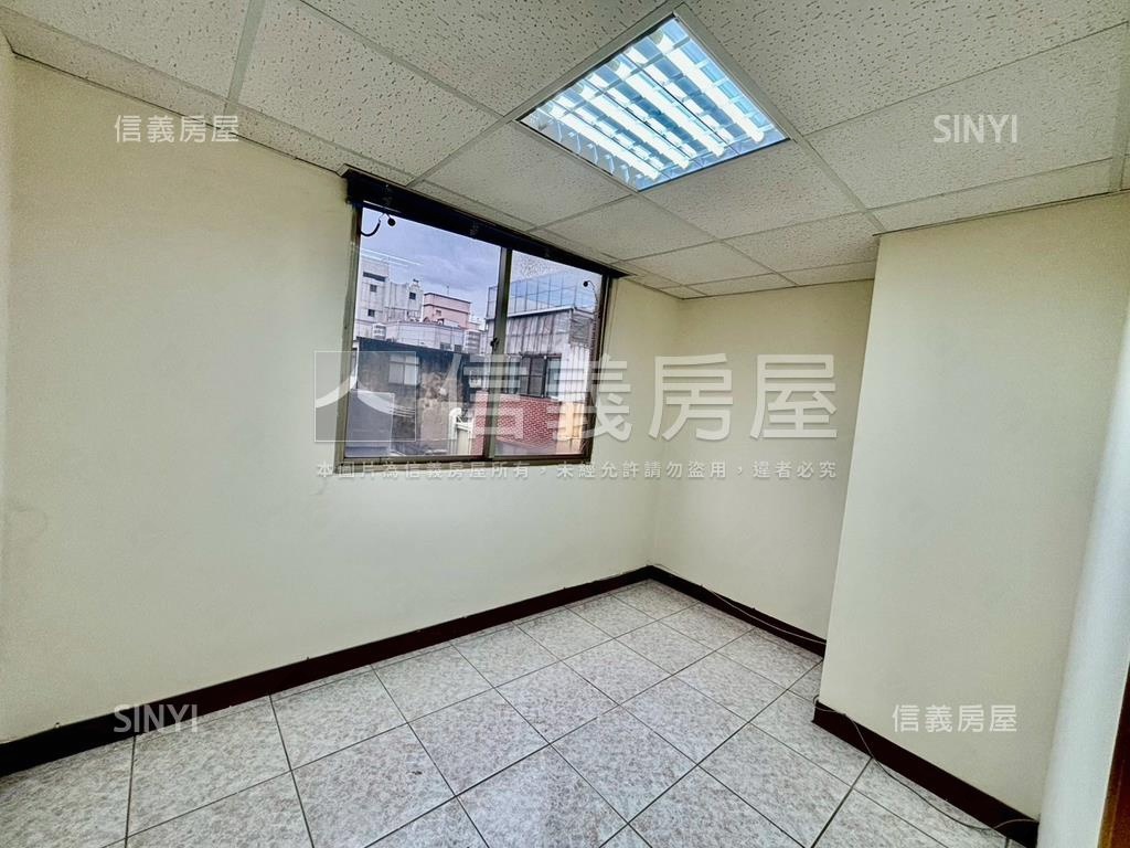 巨城旁邊住辦好案房屋室內格局與周邊環境