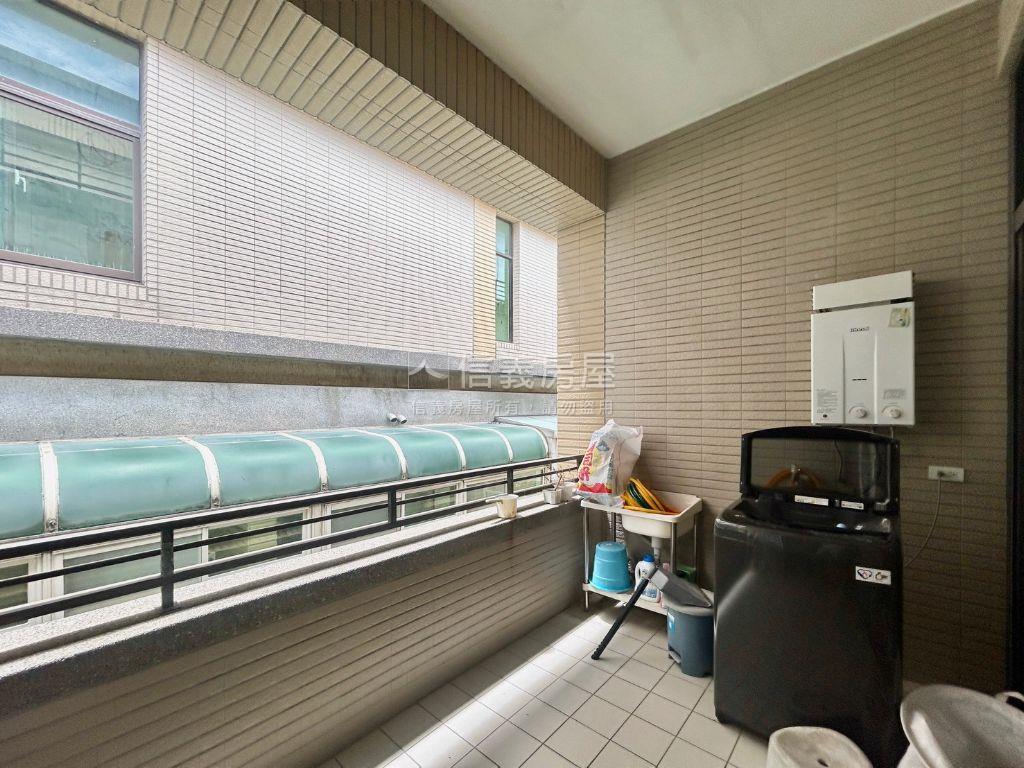 鳥語花香８米面寬紀伊國房屋室內格局與周邊環境
