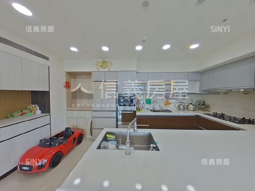 七張帝王山景景觀美美屋房屋室內格局與周邊環境