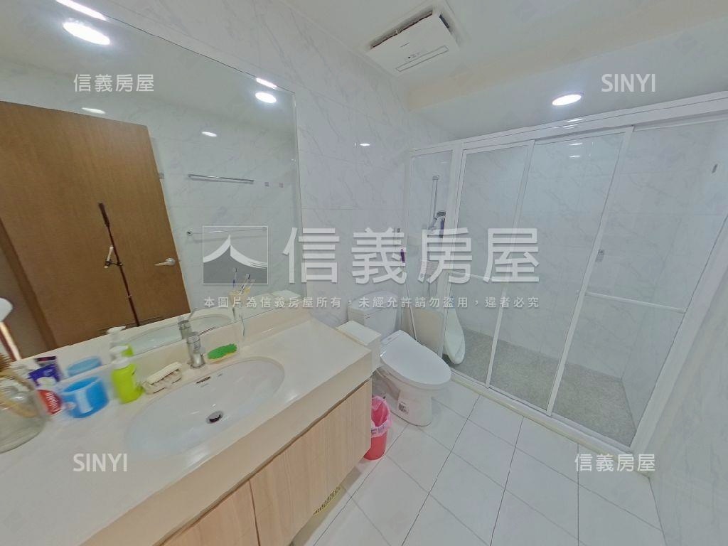 七張帝王山景景觀美美屋房屋室內格局與周邊環境