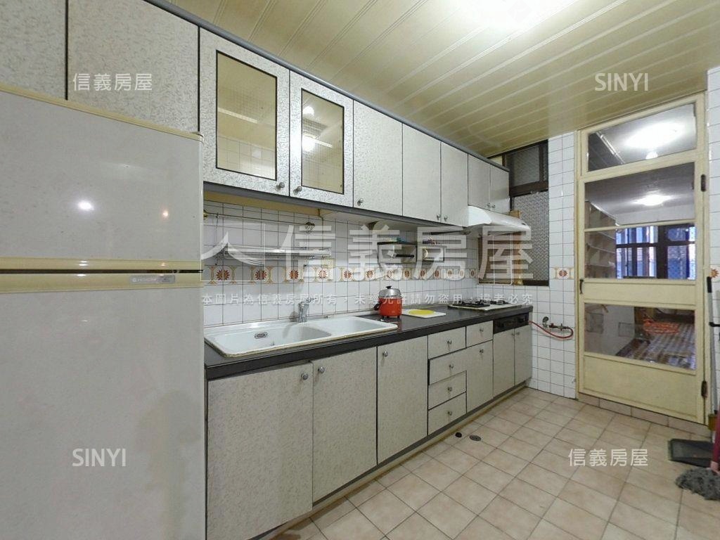 捷運～白宮絕美公寓４房房屋室內格局與周邊環境