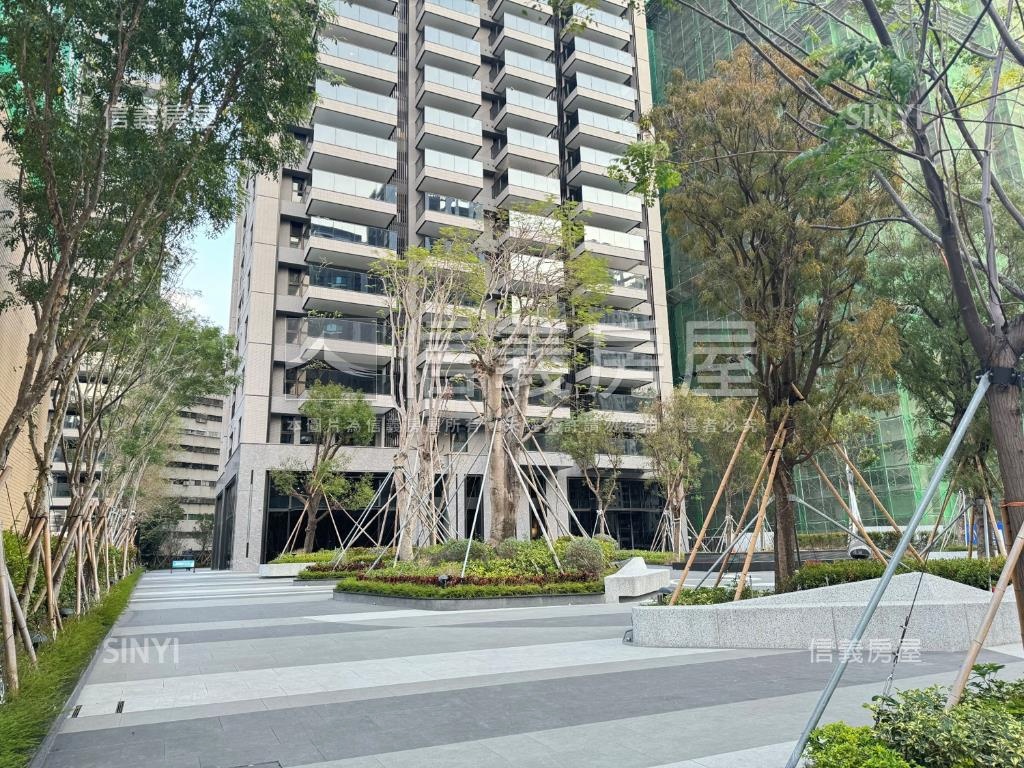美術白天鵝高樓兩房平車房屋室內格局與周邊環境