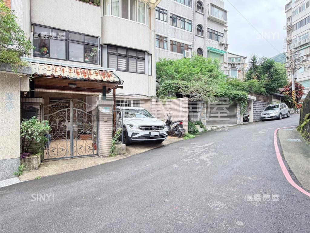 天母●庭院戶房屋室內格局與周邊環境