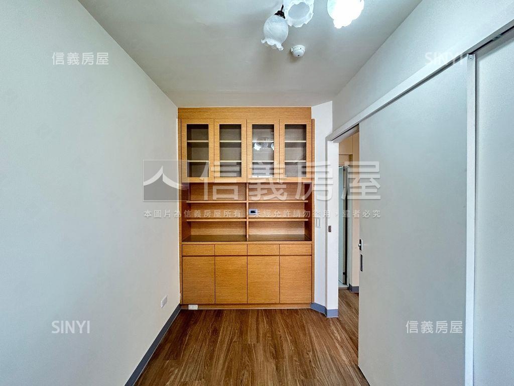 近郵局中興商圈三房平車房屋室內格局與周邊環境