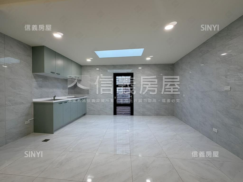 瀛海中學｜大露臺煥新透天房屋室內格局與周邊環境