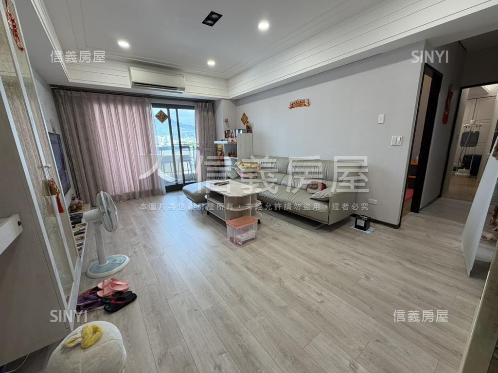 稀有三陽台超美裝潢戶房屋室內格局與周邊環境