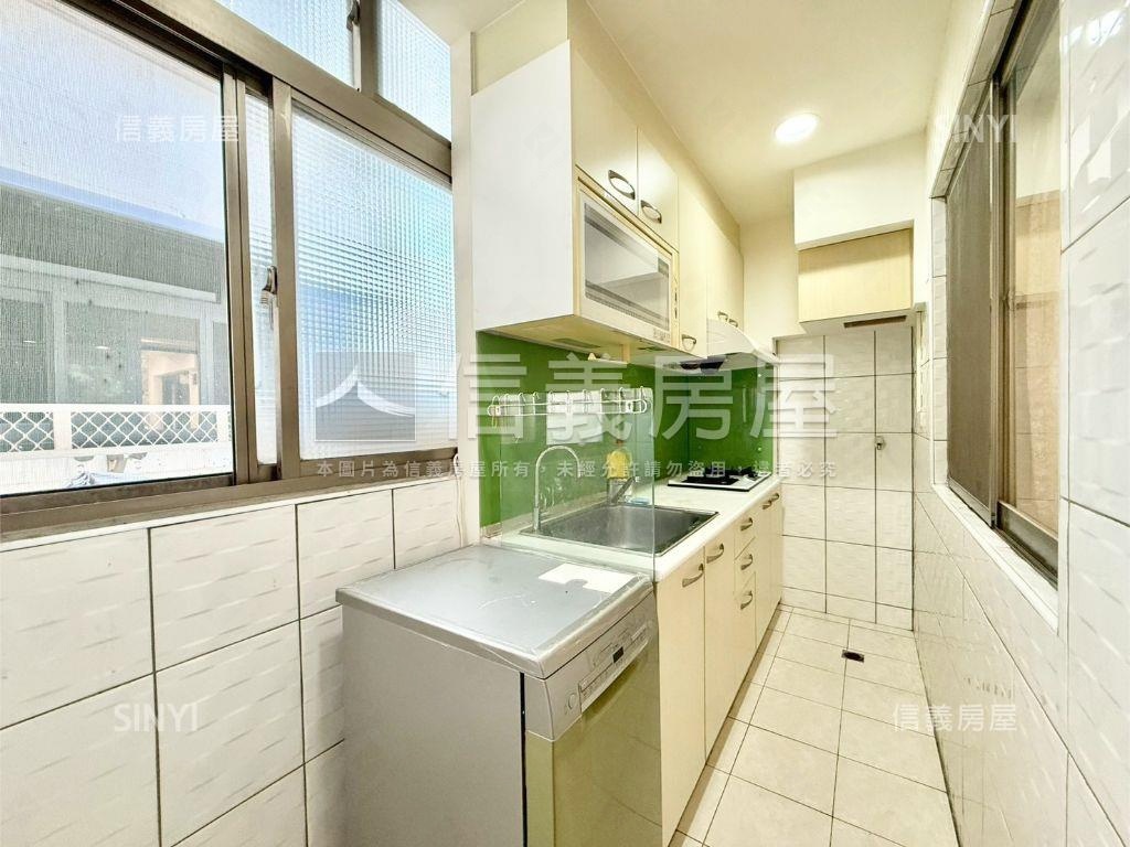 通豪芳鄰大兩房附車位房屋室內格局與周邊環境