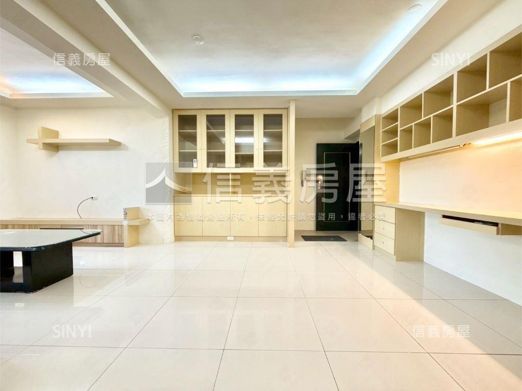 通豪芳鄰大兩房附車位房屋室內格局與周邊環境