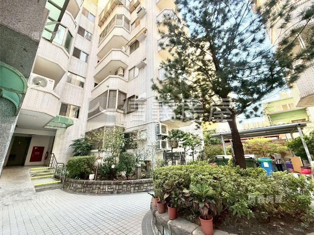 通豪芳鄰大兩房附車位房屋室內格局與周邊環境