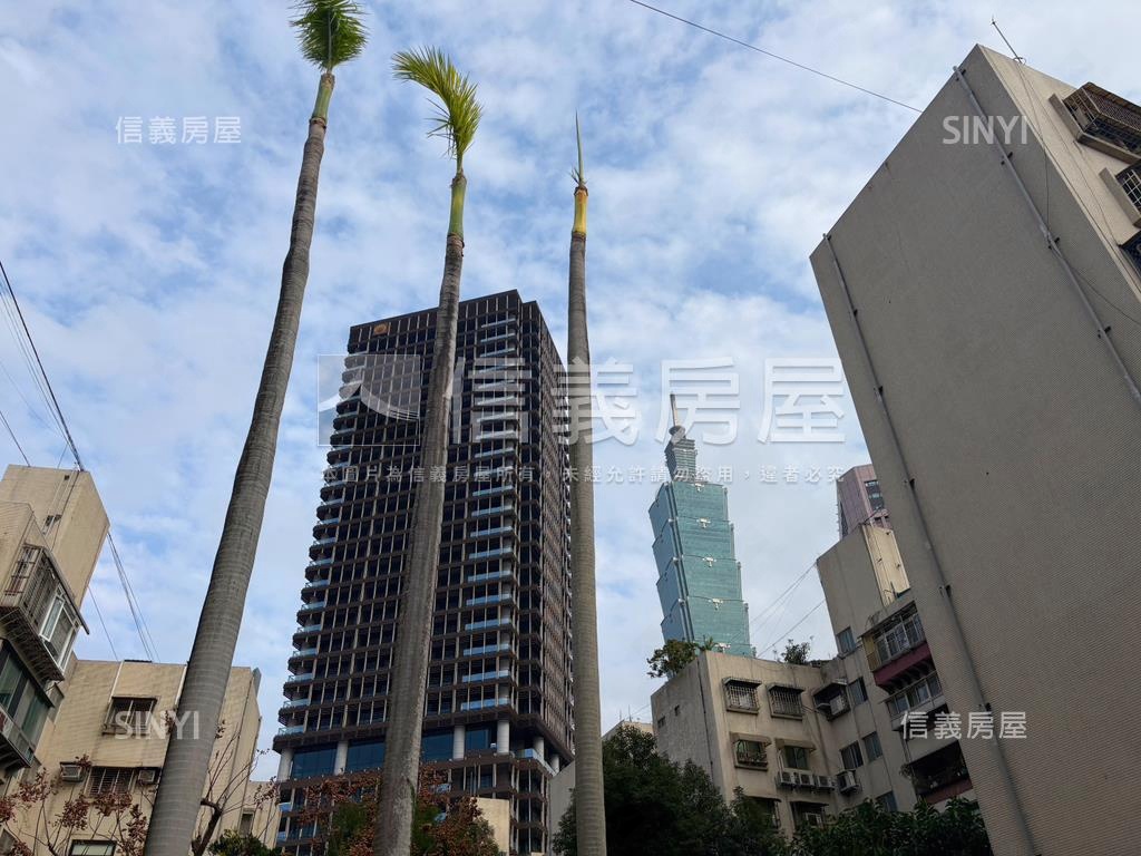 忠駝國宅電梯３房房屋室內格局與周邊環境