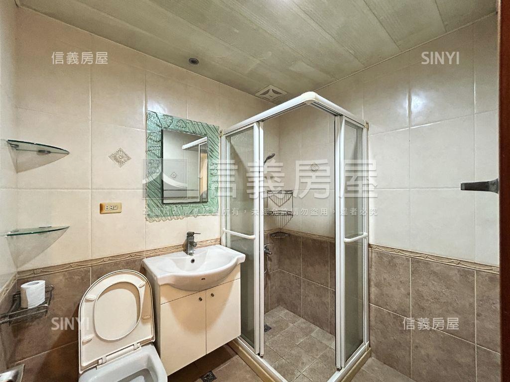 專任＊捷運＊二樓＊唭哩岸房屋室內格局與周邊環境