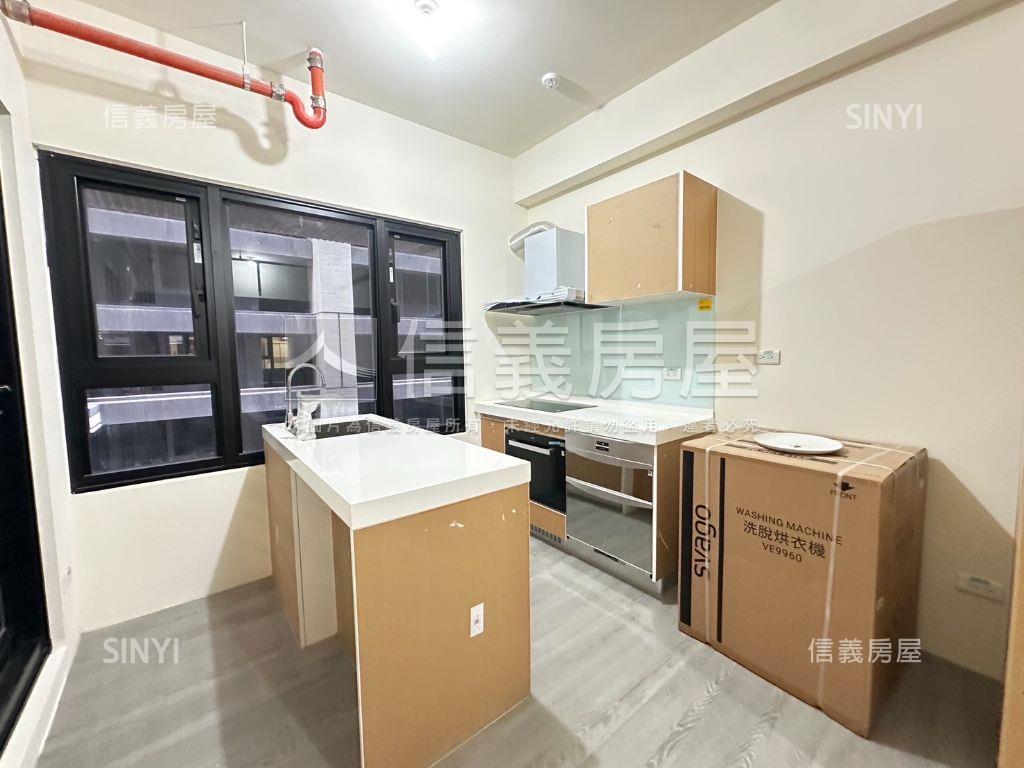 Ａ１８站前新銳２房車位房屋室內格局與周邊環境