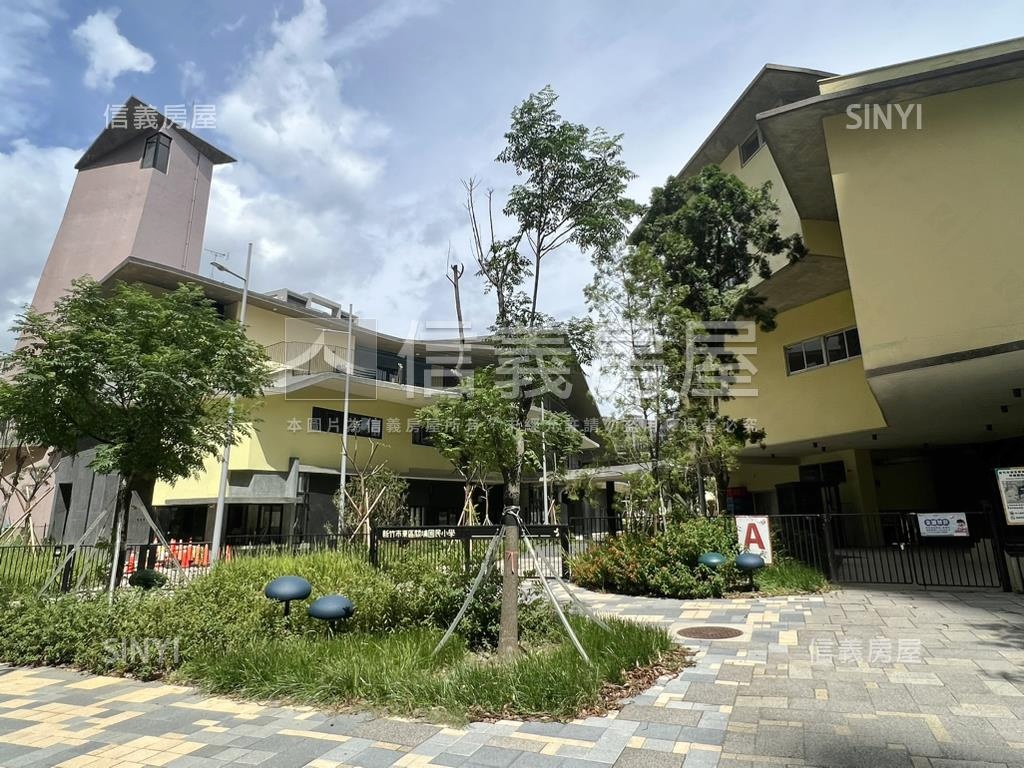 坤山上謙總裁尊爵豪邸房屋室內格局與周邊環境