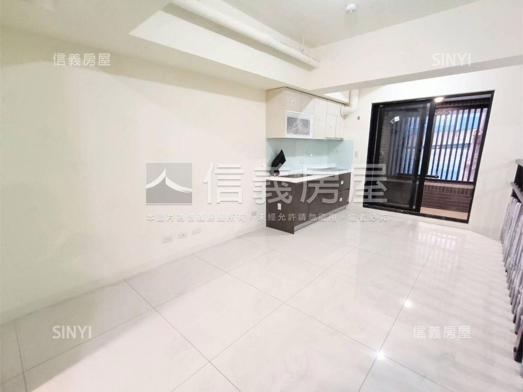 近高鐵科技之心面寬優金店房屋室內格局與周邊環境