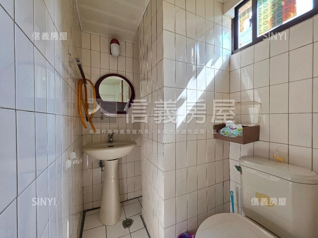 明湖邊間電梯三房房屋室內格局與周邊環境