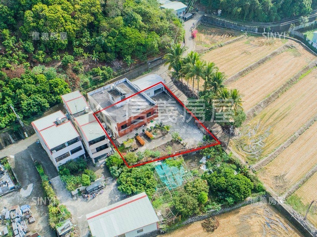 台中甲建稀有大地坪透天房屋室內格局與周邊環境