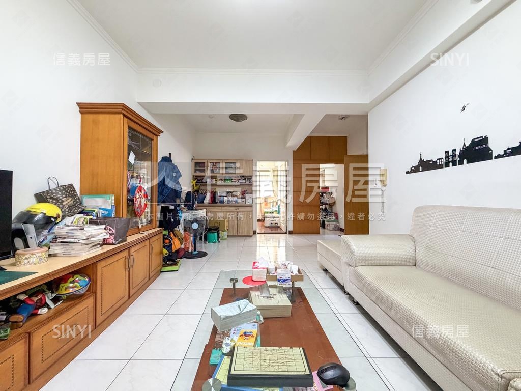 河堤全誠三房平車房屋室內格局與周邊環境