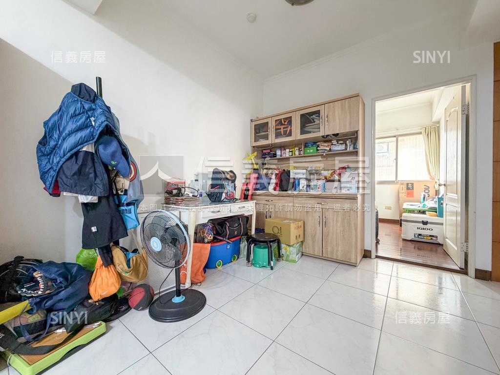 河堤全誠三房平車房屋室內格局與周邊環境