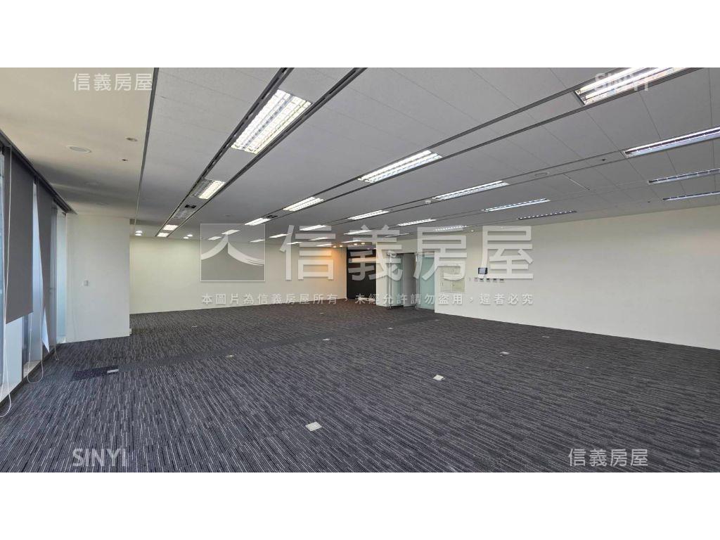ＣＢＤ高樓視野戶附雙平車房屋室內格局與周邊環境