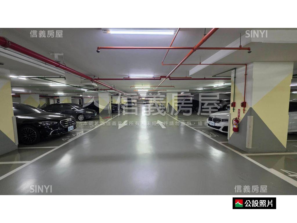 ＣＢＤ高樓視野戶附雙平車房屋室內格局與周邊環境