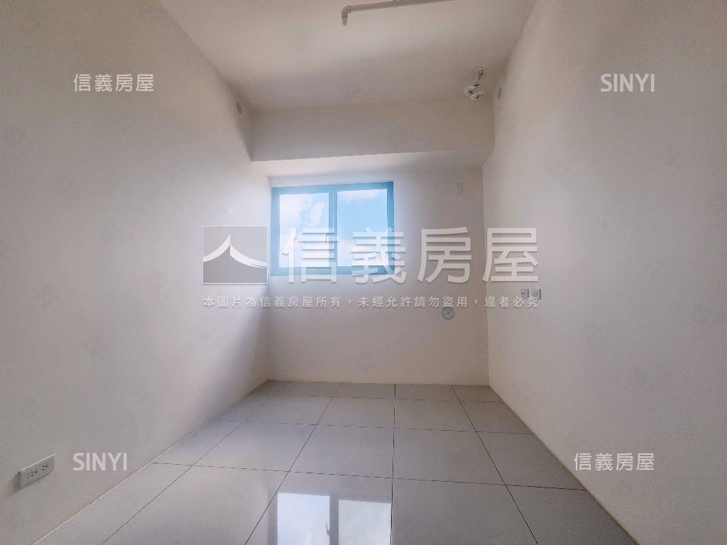 Ａ７景觀帝王戶２房車位房屋室內格局與周邊環境