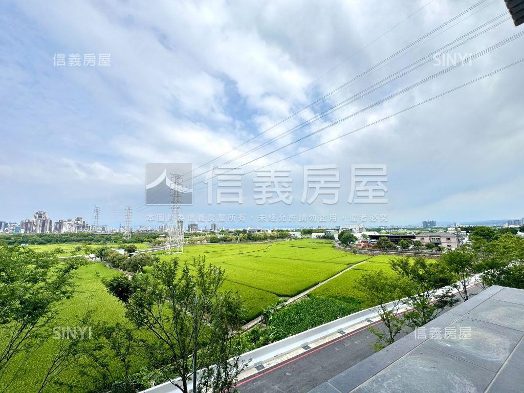 國聚之見三房美景坡平車位房屋室內格局與周邊環境