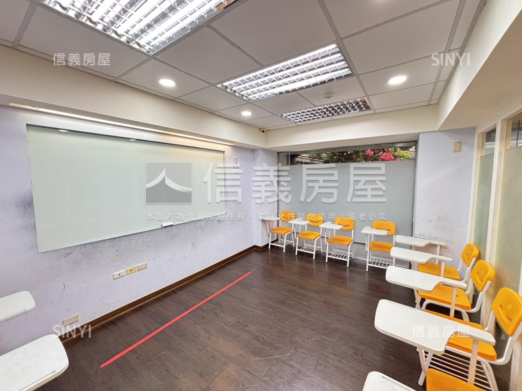 敦化福邸面寬稀有１樓房屋室內格局與周邊環境