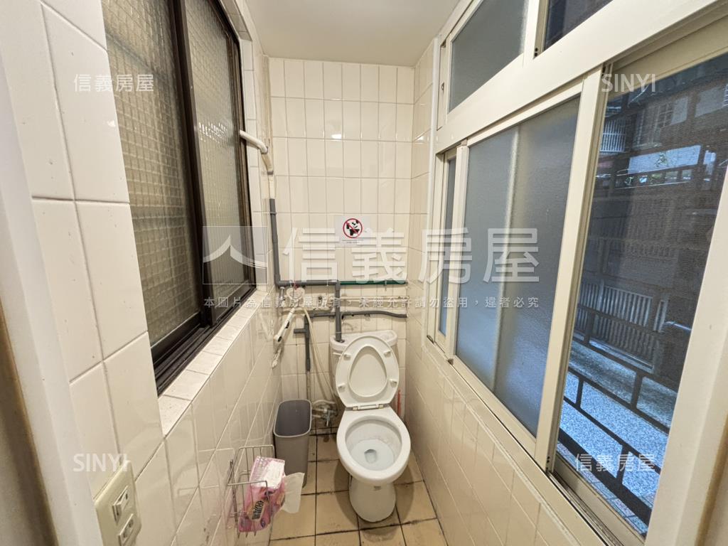 敦化福邸面寬稀有１樓房屋室內格局與周邊環境