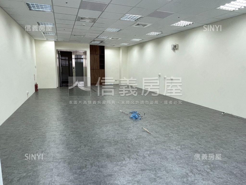 雲智匯摩天商辦大樓房屋室內格局與周邊環境