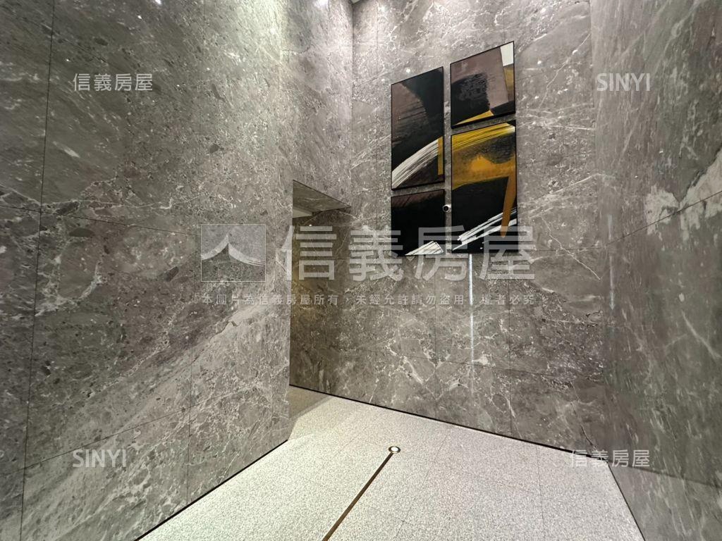 雲智匯摩天商辦大樓房屋室內格局與周邊環境