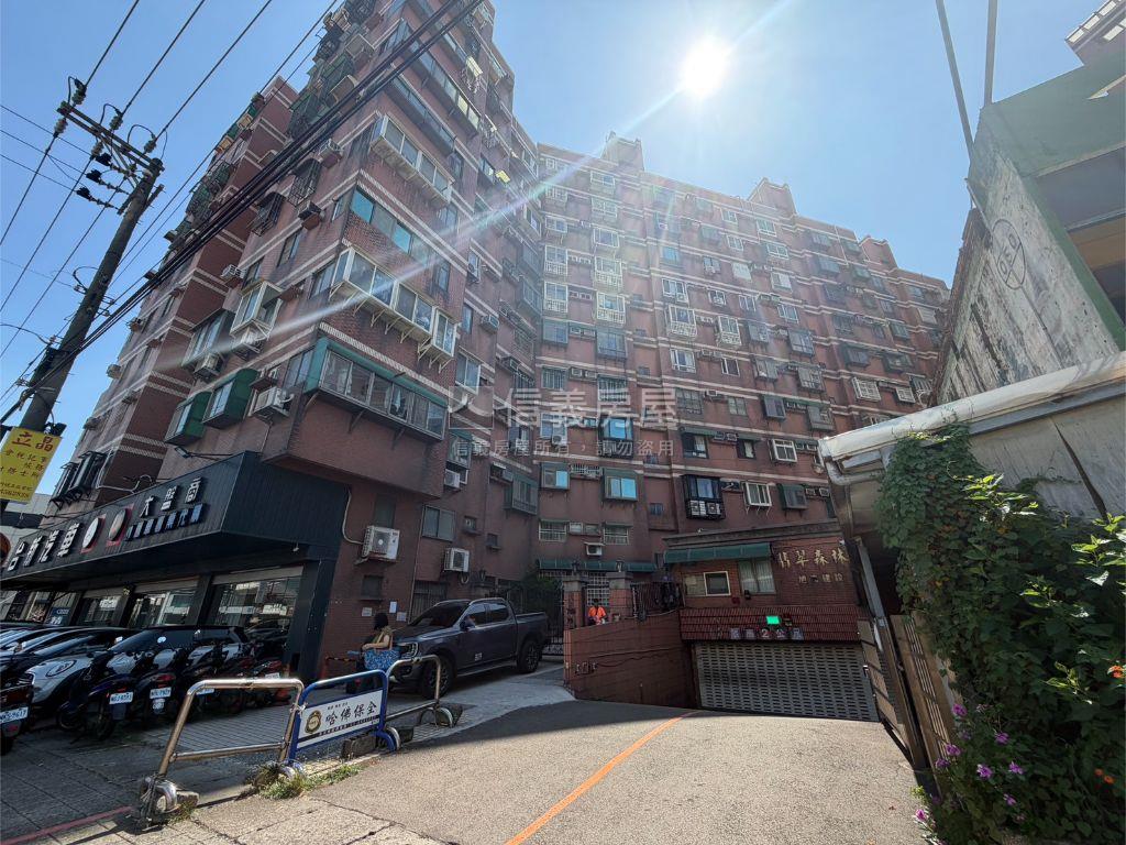 翡翠森林低總價三房房屋室內格局與周邊環境