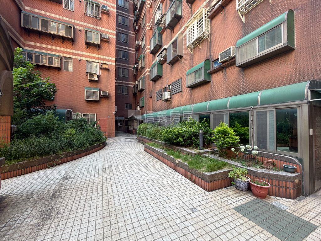 翡翠森林低總價三房房屋室內格局與周邊環境