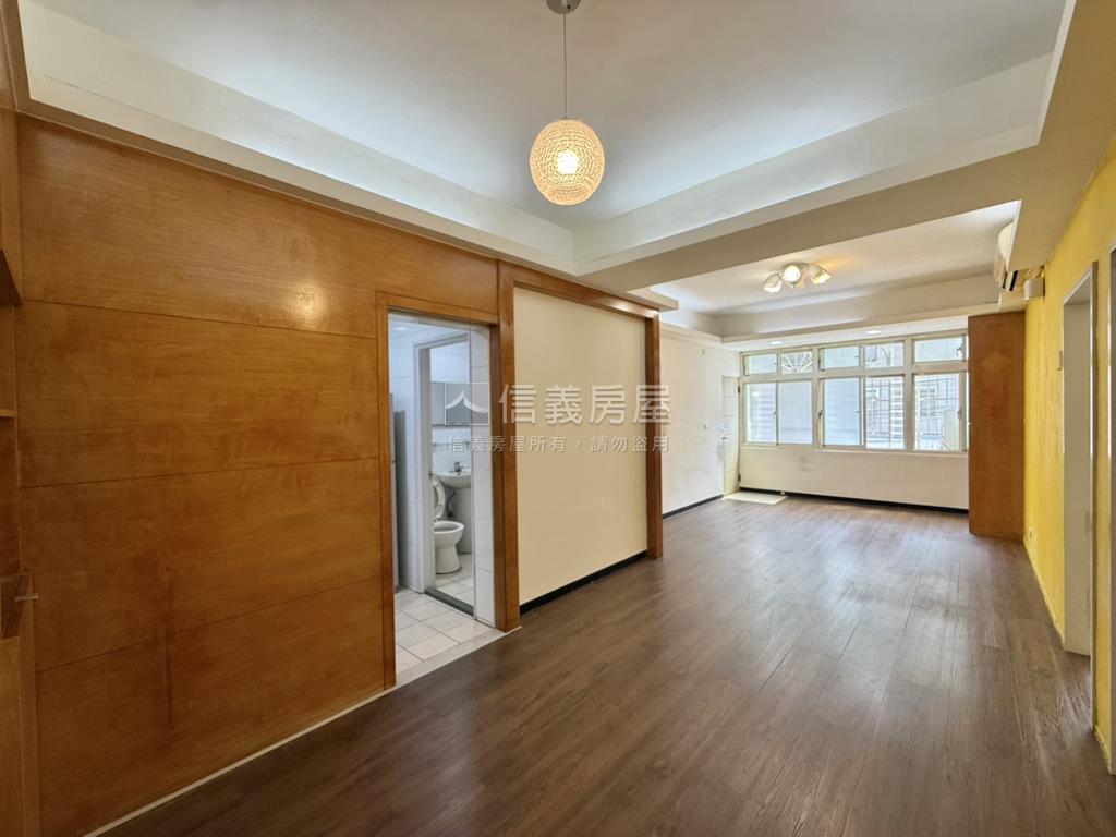 低總首購成家溫馨二樓房屋室內格局與周邊環境