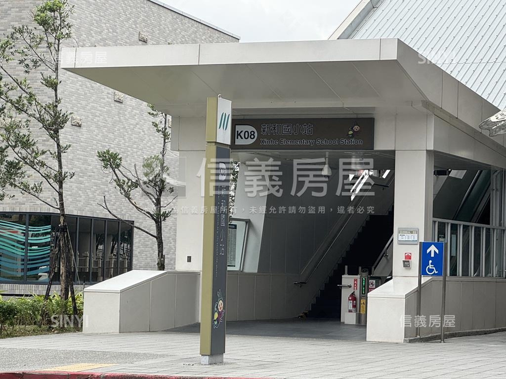 Ｋ８站方正三房美寓房屋室內格局與周邊環境