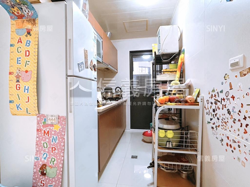 捷運宅！市政ＬＶ兩房房屋室內格局與周邊環境