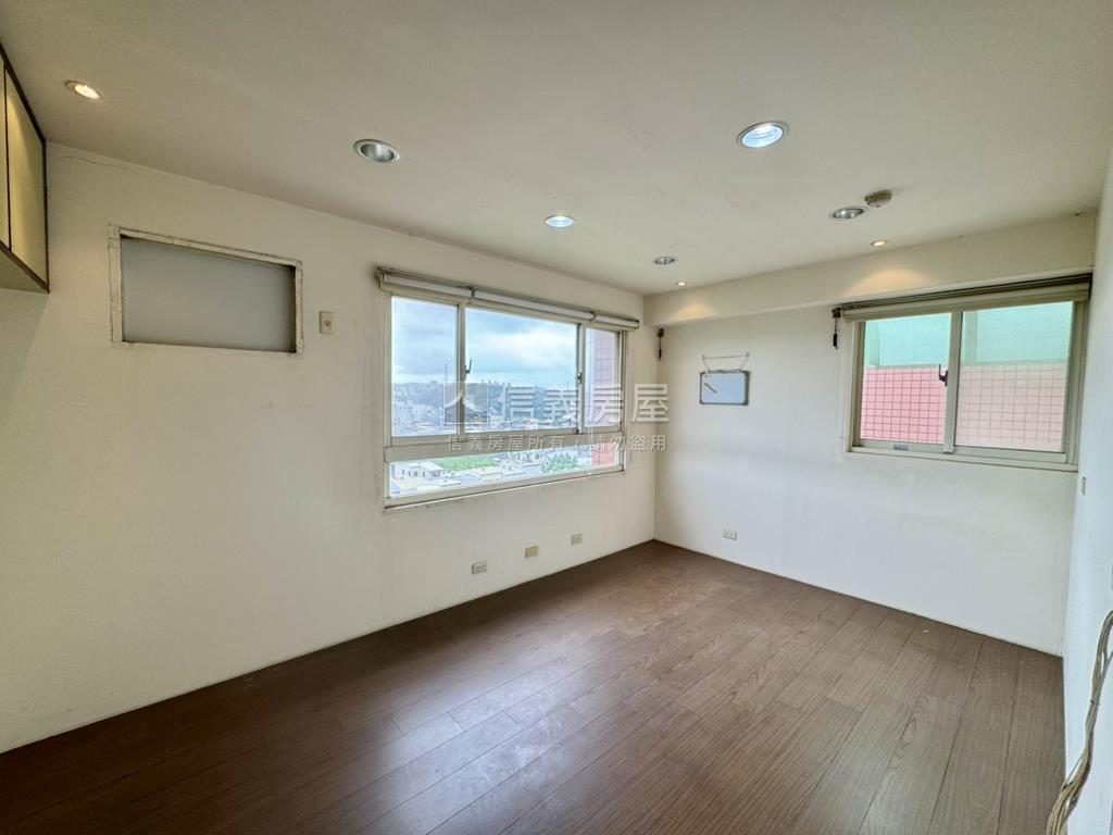 宏家麗景大戶房屋室內格局與周邊環境