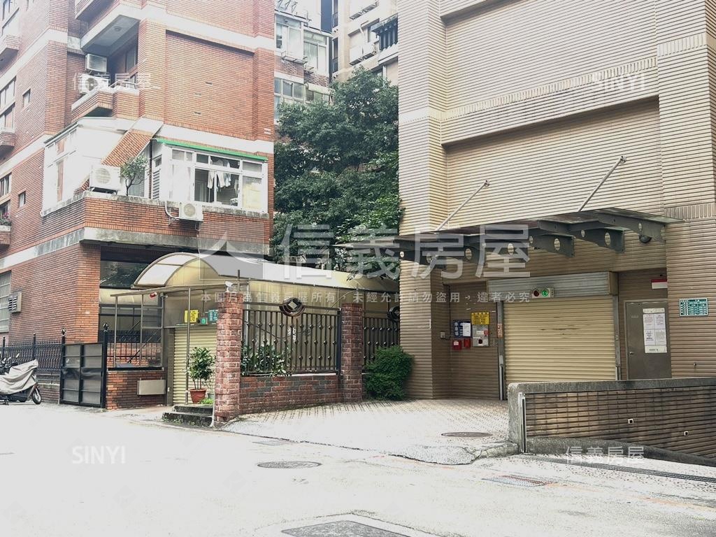 瑞安街休旅車車位房屋室內格局與周邊環境