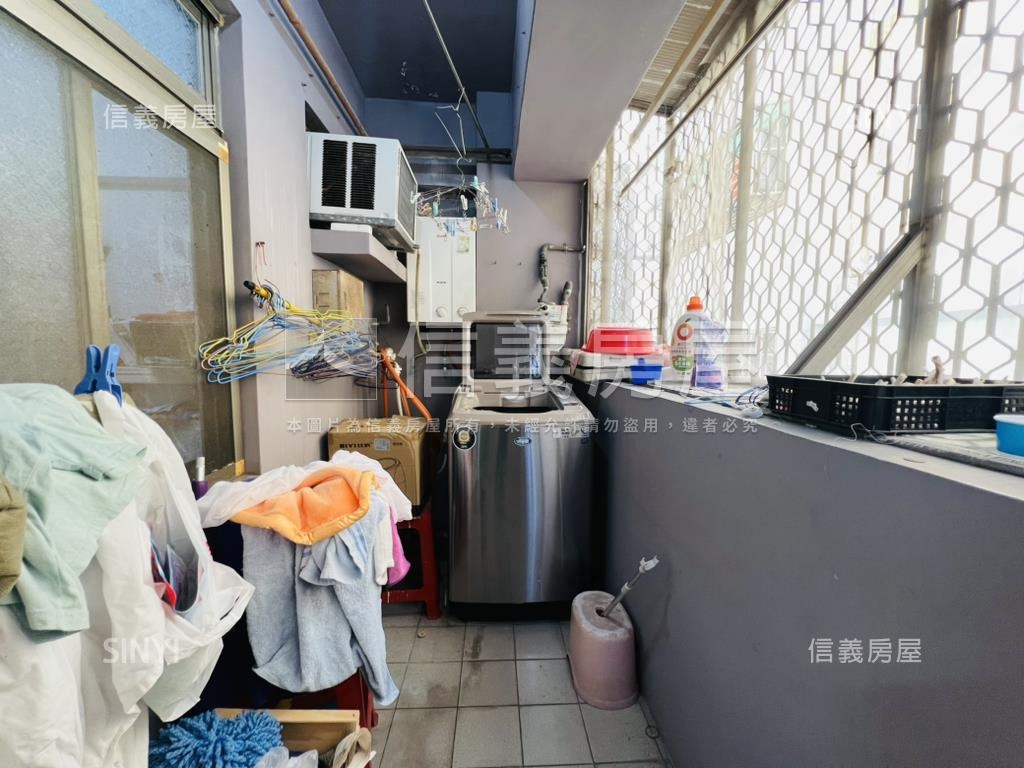 鳳山車站三房平車房屋室內格局與周邊環境
