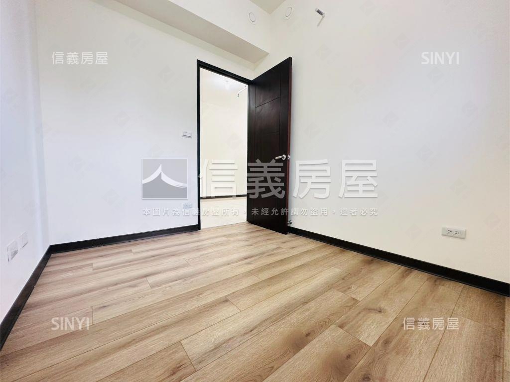 翫寶龍高樓層三房雙車位房屋室內格局與周邊環境