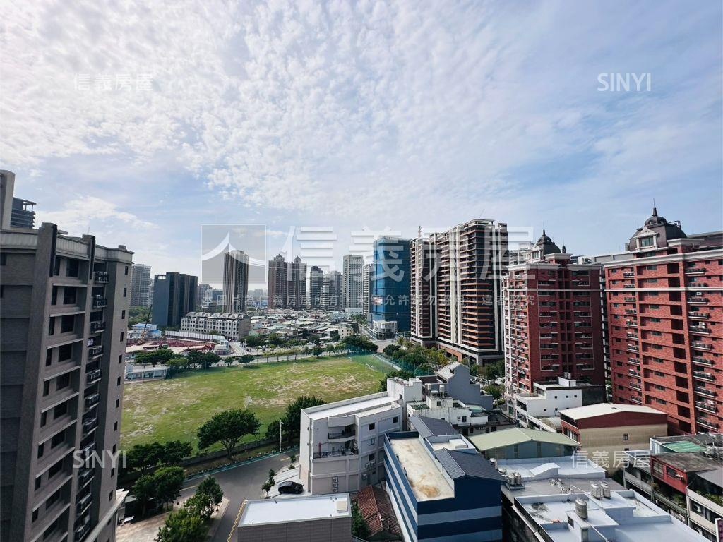 翫寶龍高樓層三房雙車位房屋室內格局與周邊環境