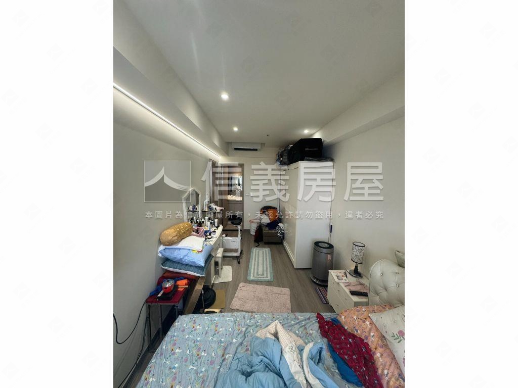 台中新站視野邊間三房雙車房屋室內格局與周邊環境