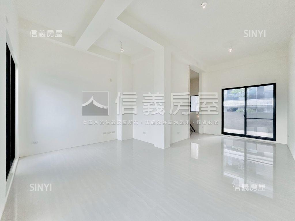 單元二大面寬臨路電梯別墅房屋室內格局與周邊環境