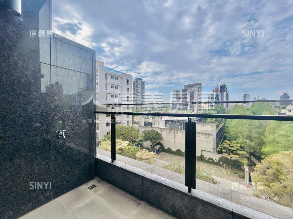 單元二大面寬臨路電梯別墅房屋室內格局與周邊環境