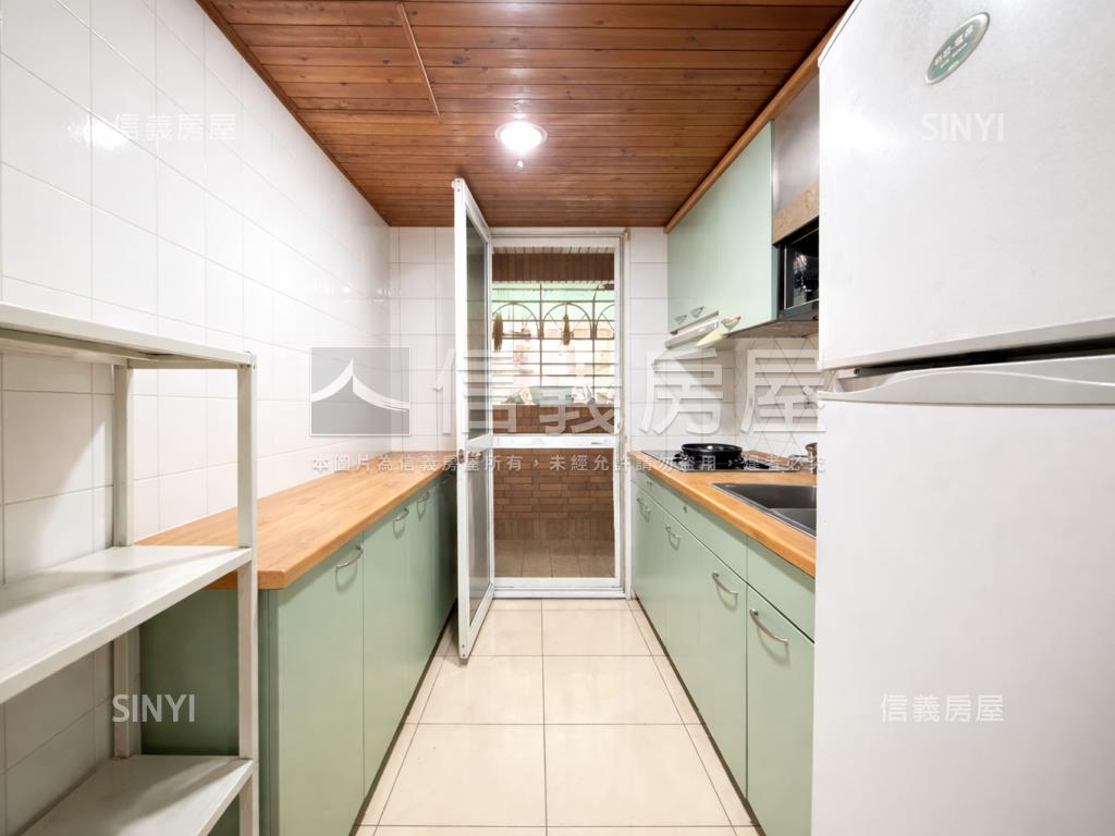 米蘭桂冠面中庭邊間四房房屋室內格局與周邊環境