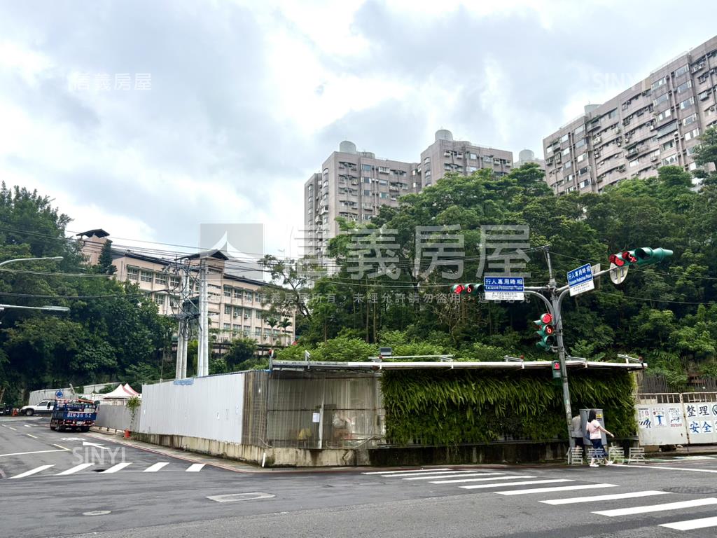 名毅吾山綠景兩房雙衛浴房屋室內格局與周邊環境